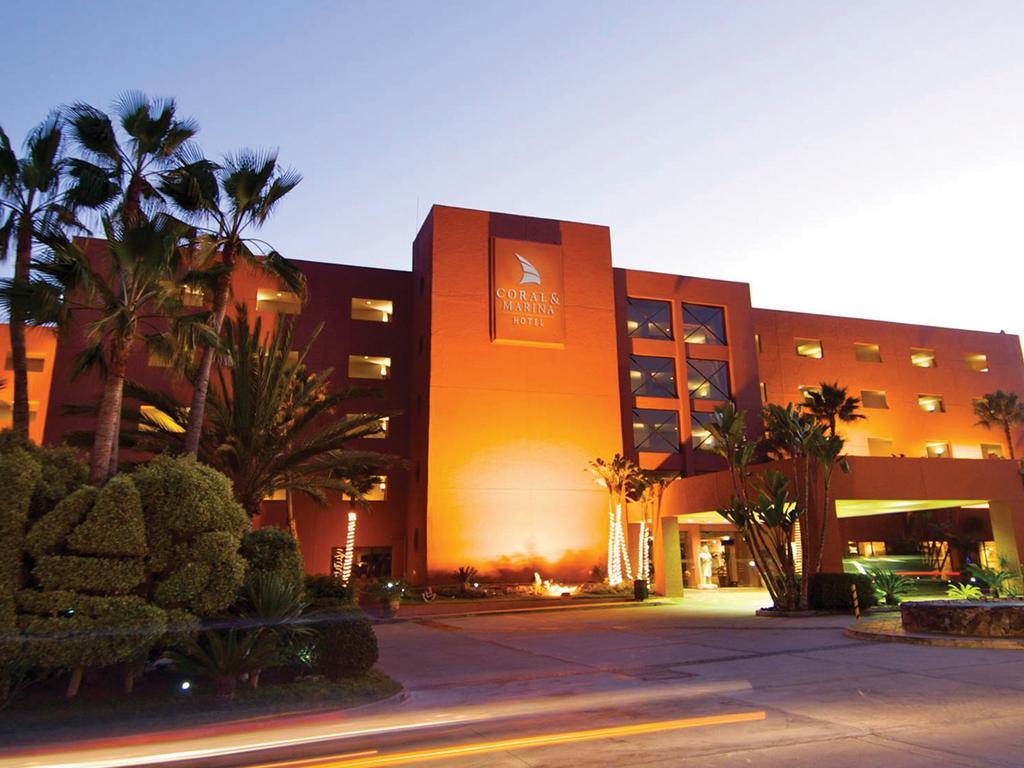 Hotel Coral&Marina Ensenada Esterno foto
